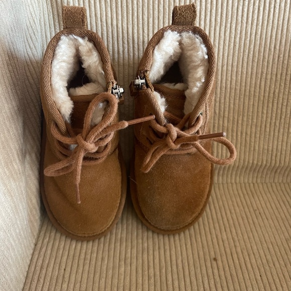 Ugg Half Boot for toddlers - Picture 5 of 5